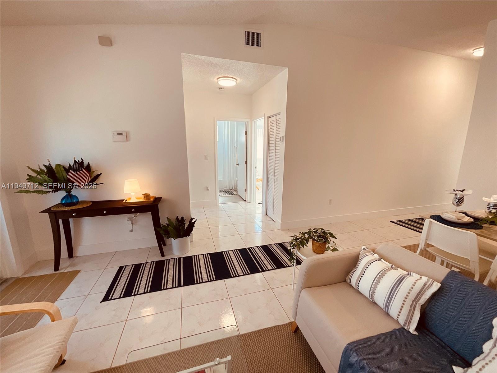 GARDENS OF HOMESTEAD - Residential