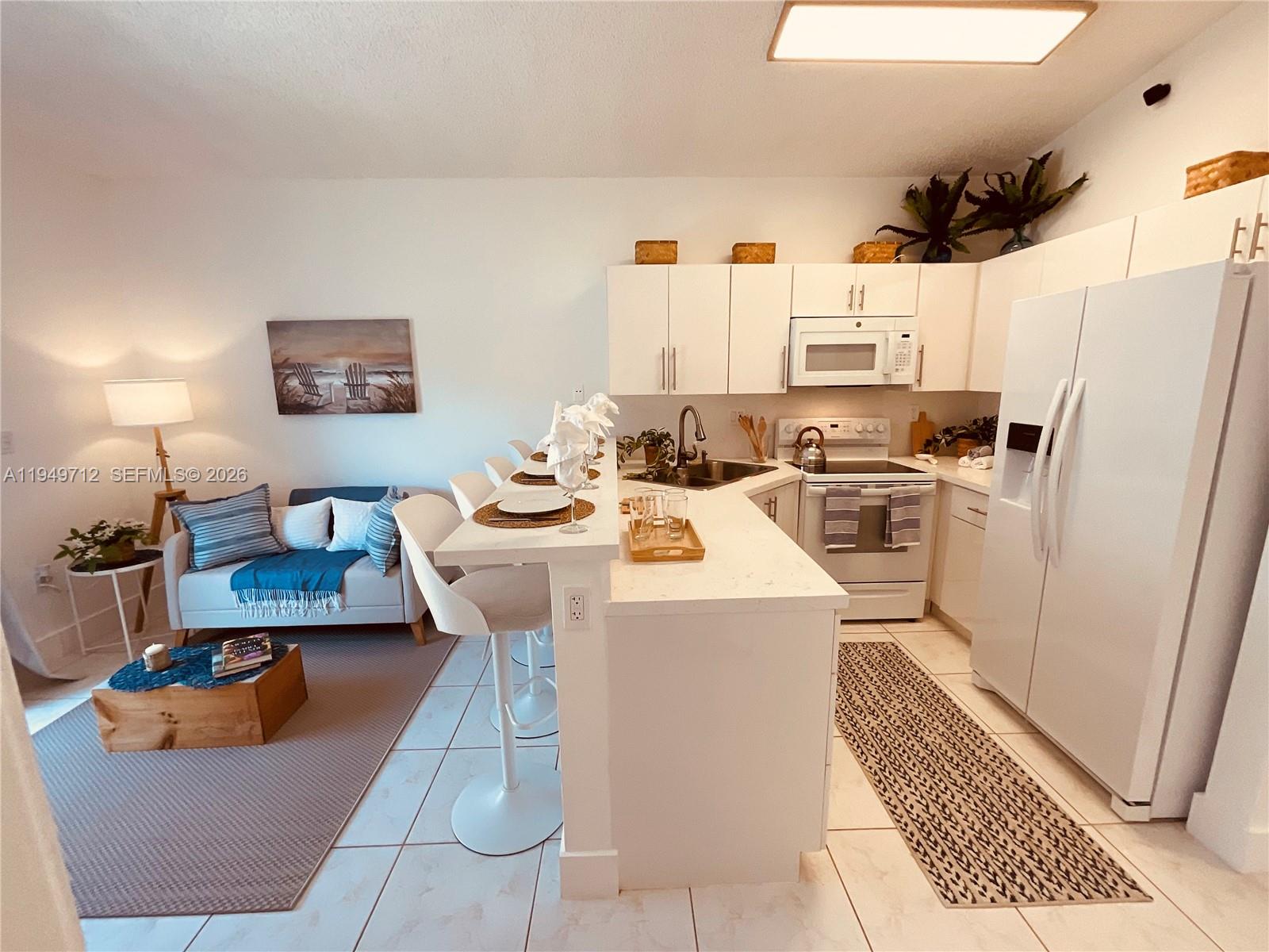 GARDENS OF HOMESTEAD - Residential