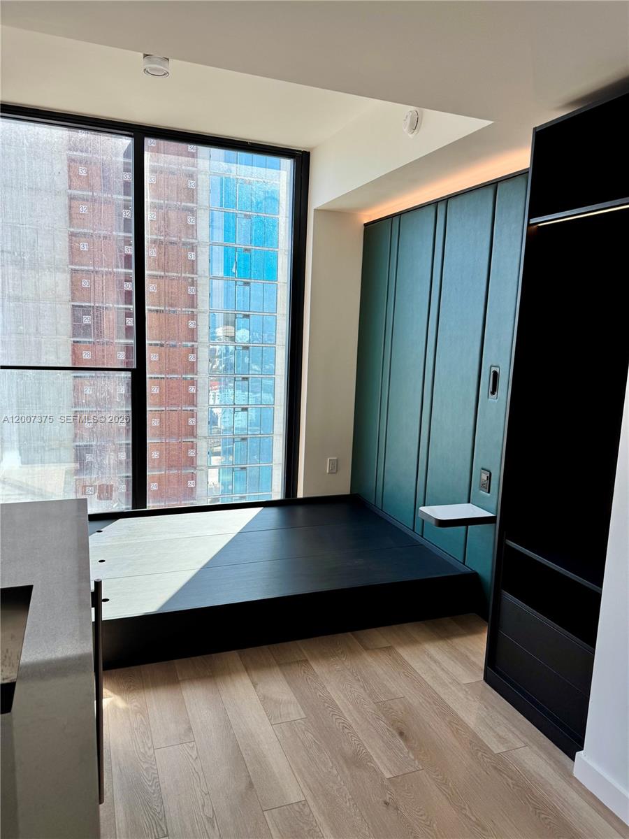 E11EVEN - Residential