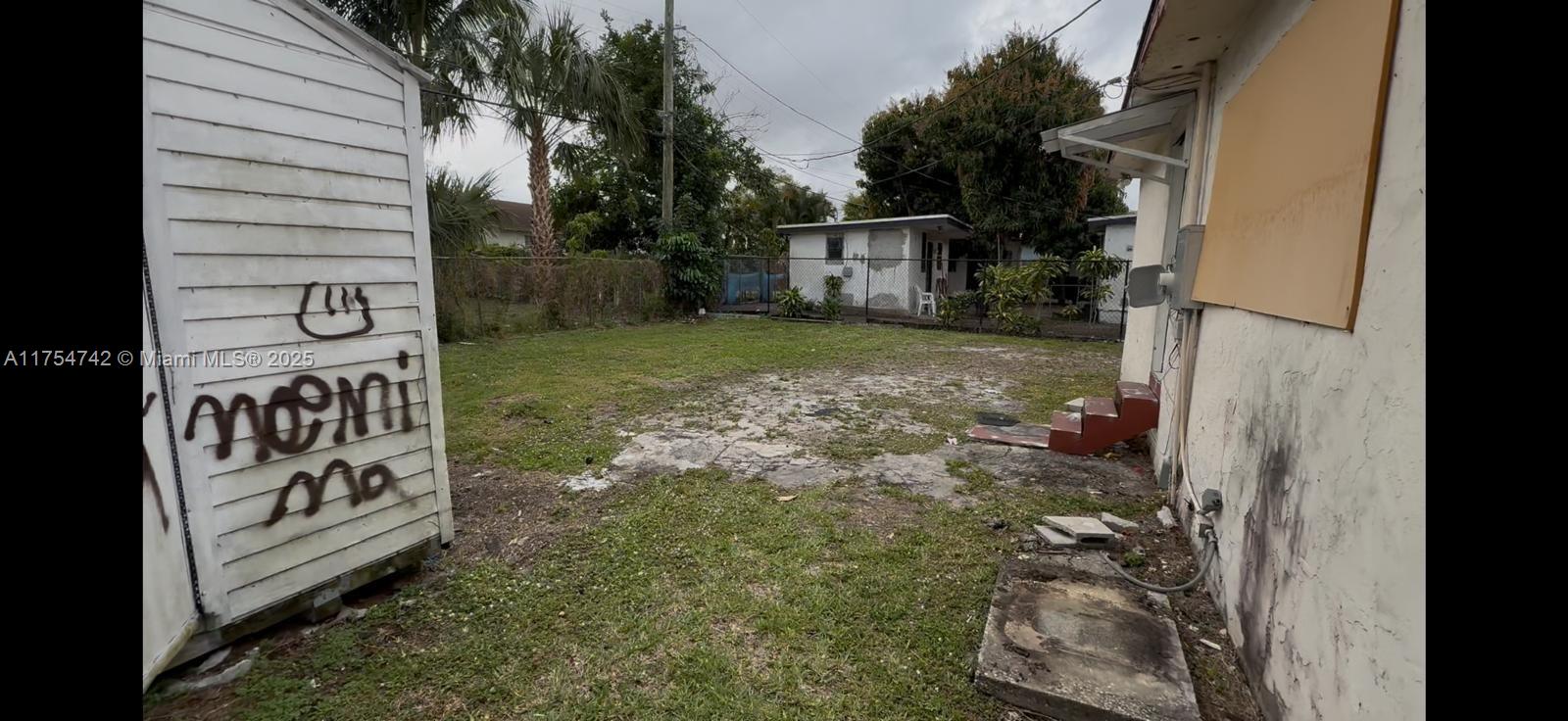 2760 NW 11th Ct