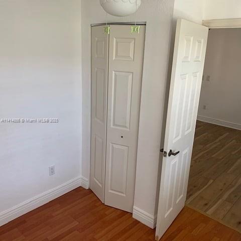 LA HACIENDA COUNTRY CLUB - Residential Lease