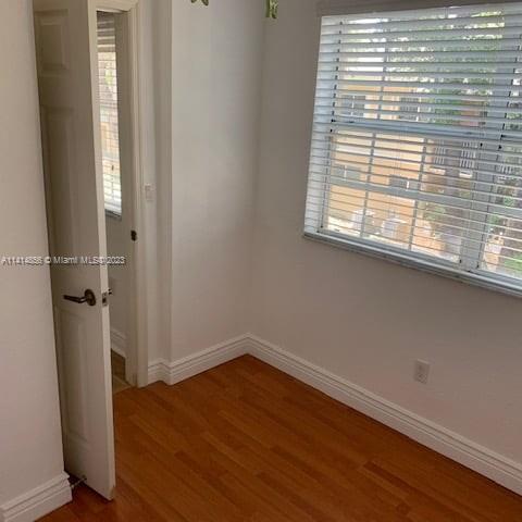 LA HACIENDA COUNTRY CLUB - Residential Lease