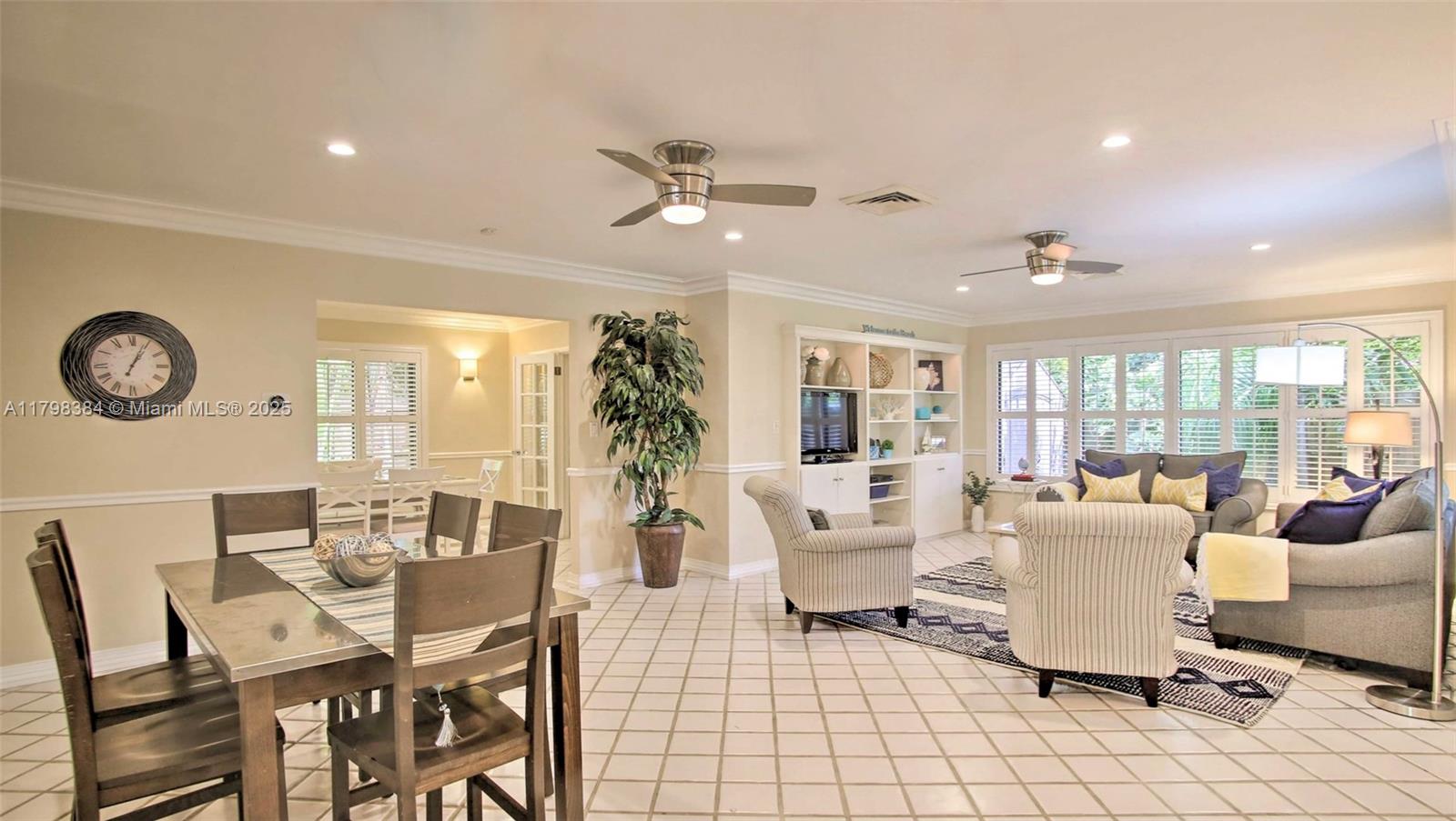 Coral Woods 33-25 B - Residential Lease