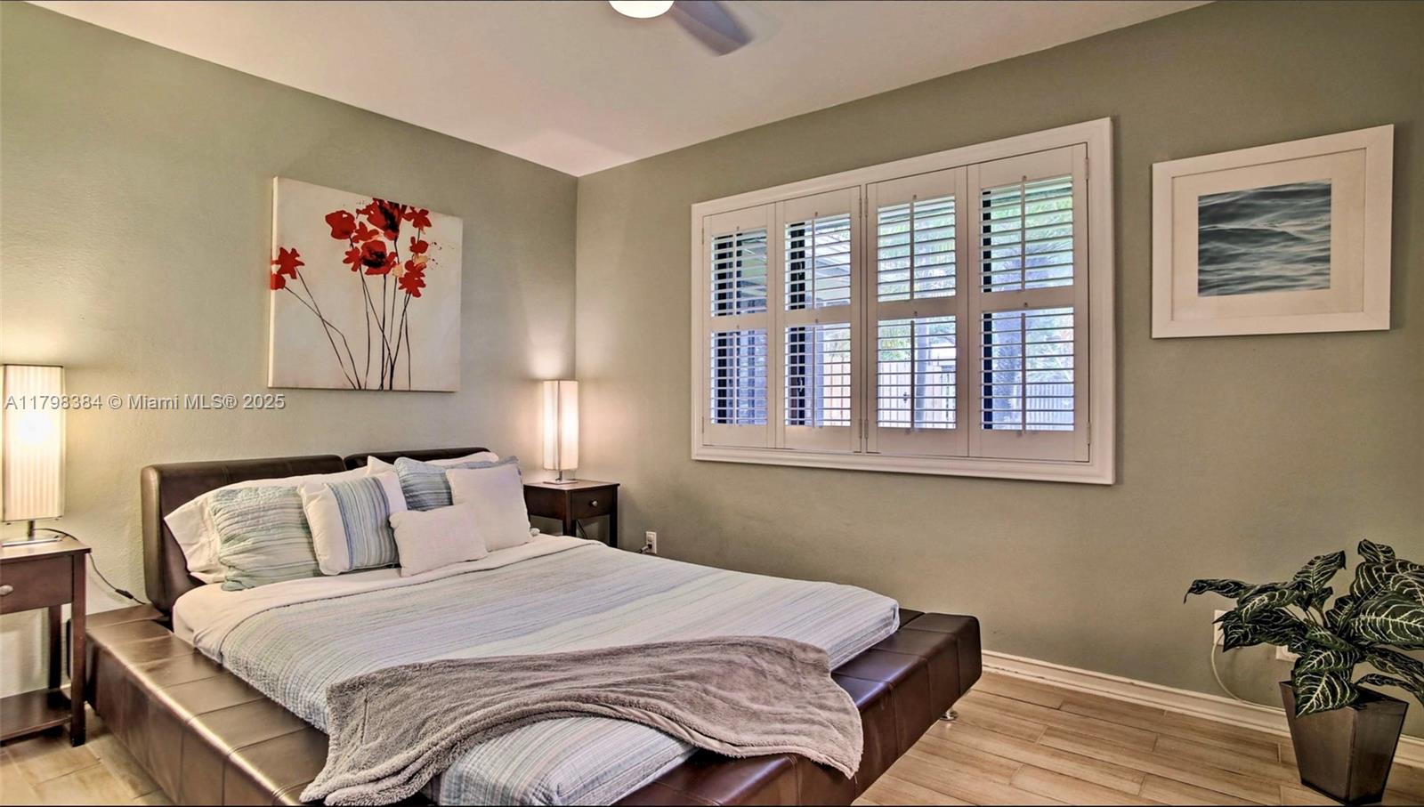 Coral Woods 33-25 B - Residential Lease