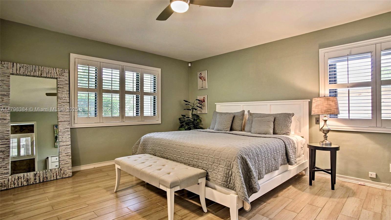 Coral Woods 33-25 B - Residential Lease