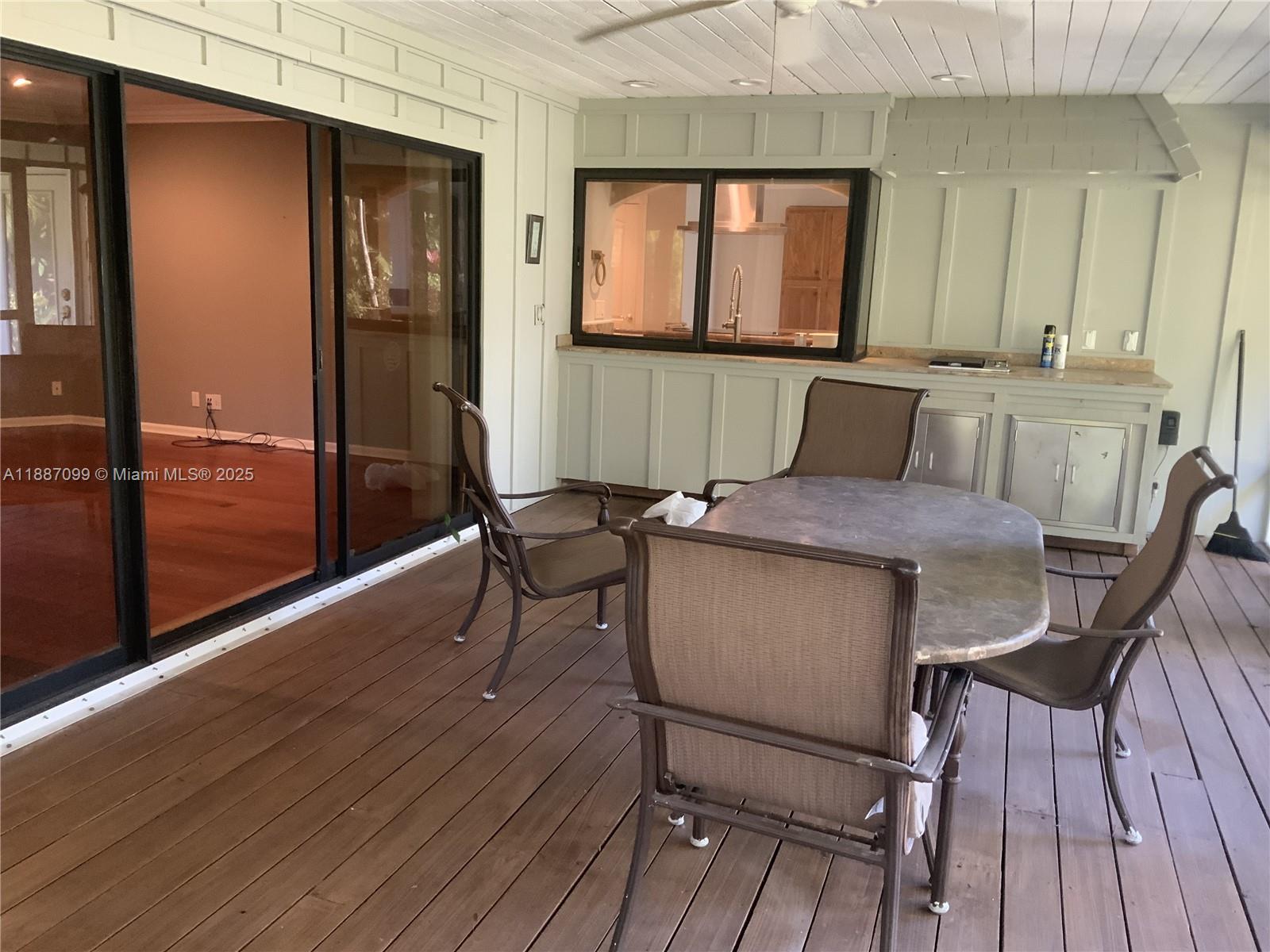 PGA RESORT COMMUNITY 1 - Residential Lease