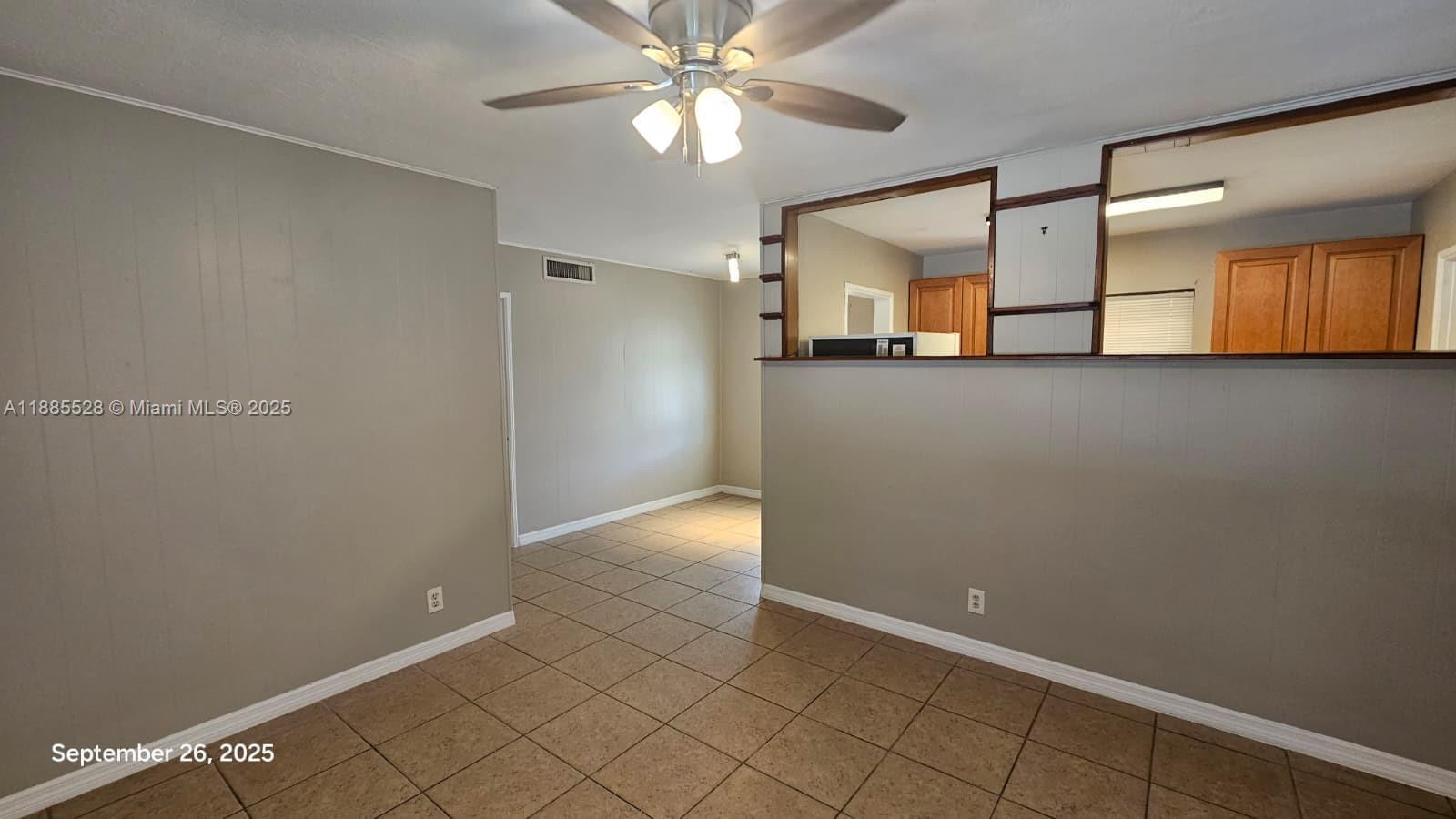 HOLLYWOOD TERRACE - Residential Lease