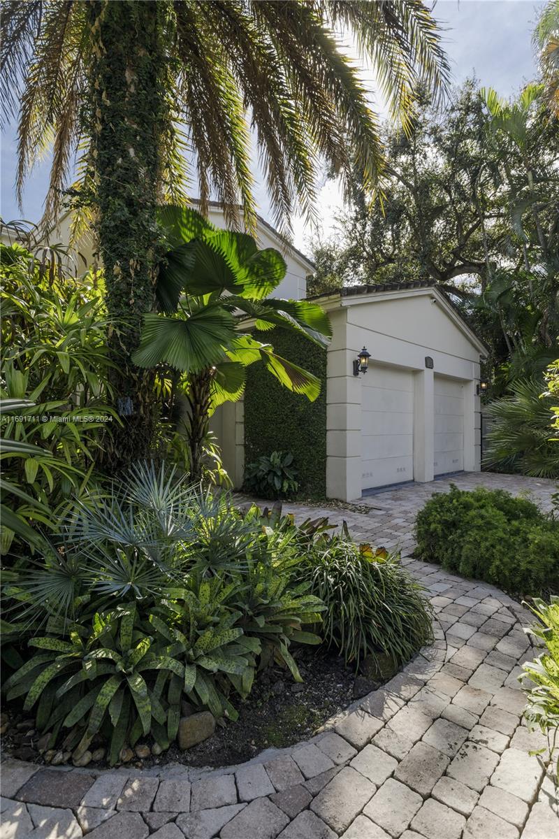 BRICKELL FLAGLER - Residential
