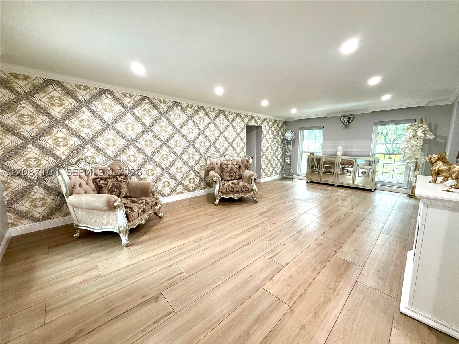 580 NW 66th Ave