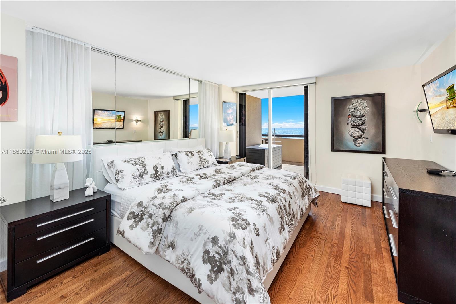 CLUB ATLANTIS CONDO - Residential