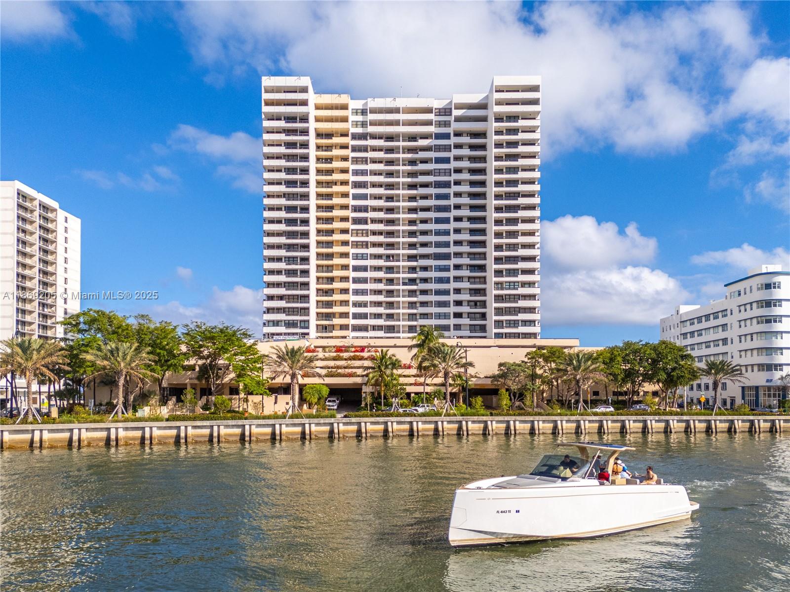 CLUB ATLANTIS CONDO - Residential