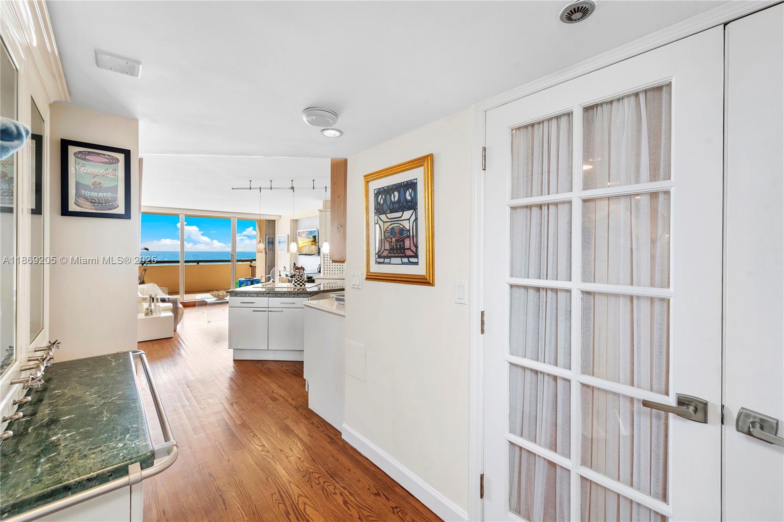 CLUB ATLANTIS CONDO - Residential