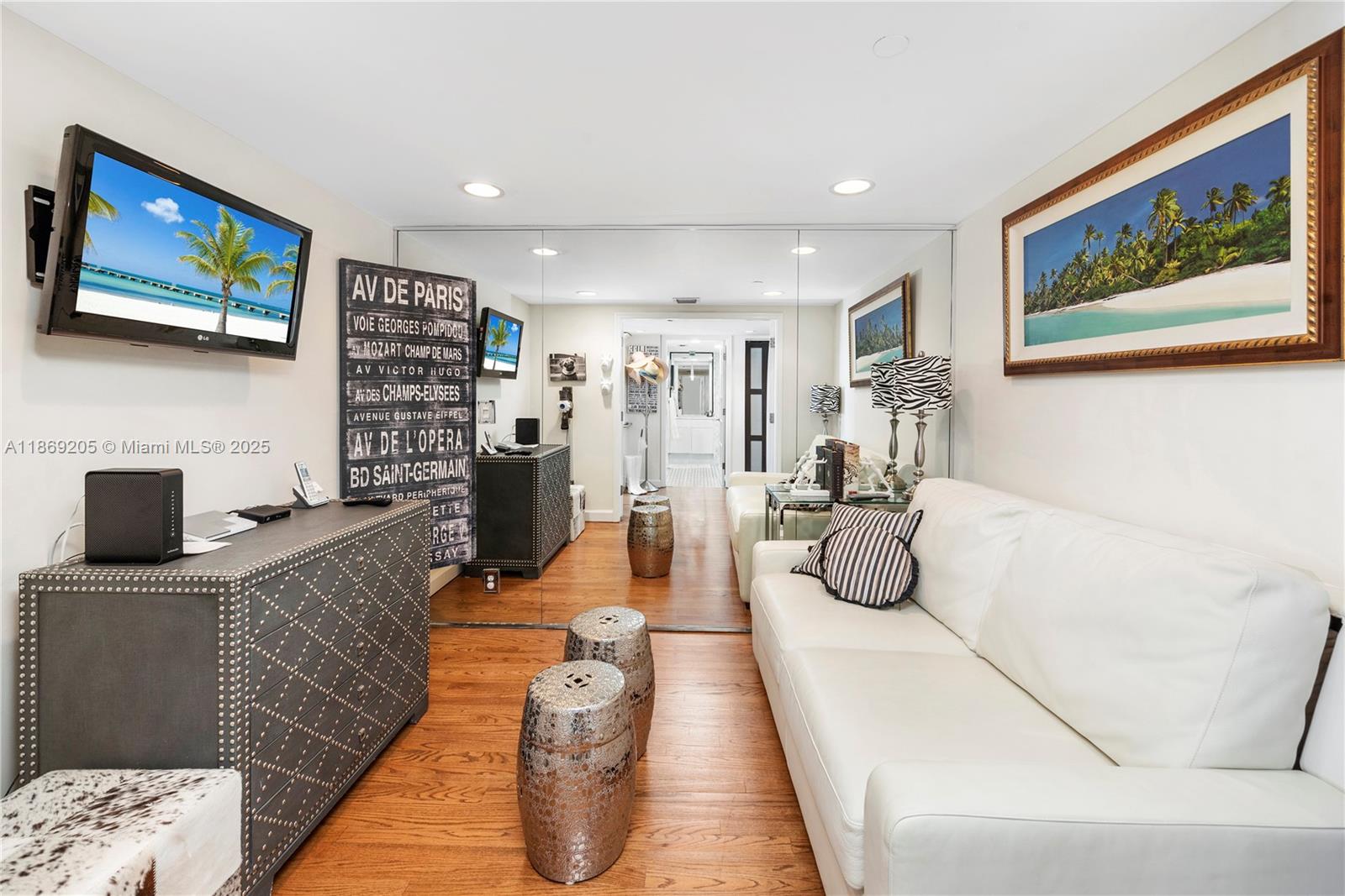 CLUB ATLANTIS CONDO - Residential