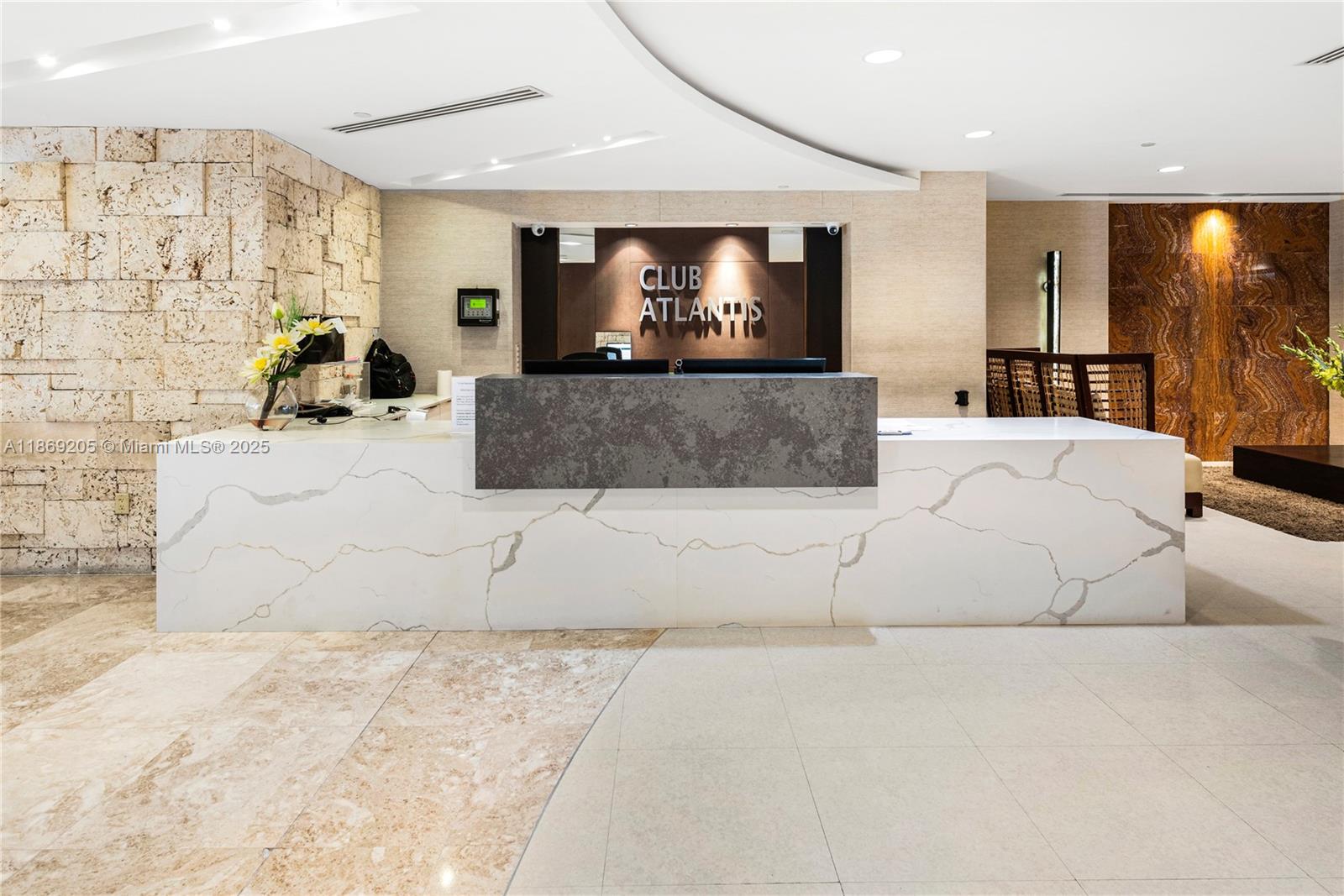 CLUB ATLANTIS CONDO - Residential