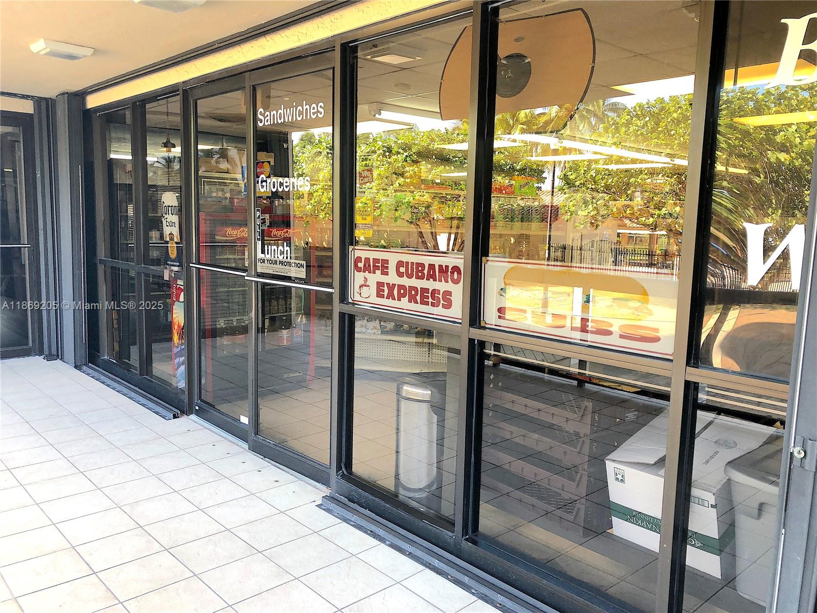 CLUB ATLANTIS CONDO - Residential