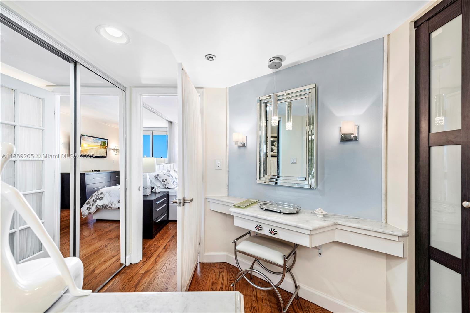 CLUB ATLANTIS CONDO - Residential