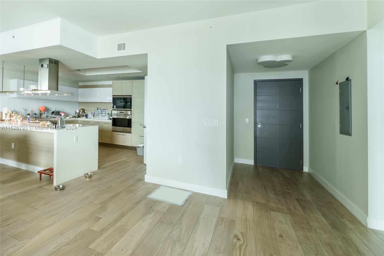 MARINA PALMS RESIDENCES N - Residential Lease