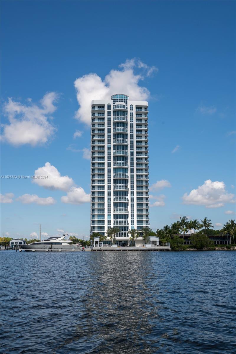 MARINA PALMS RESIDENCES N - Residential Lease