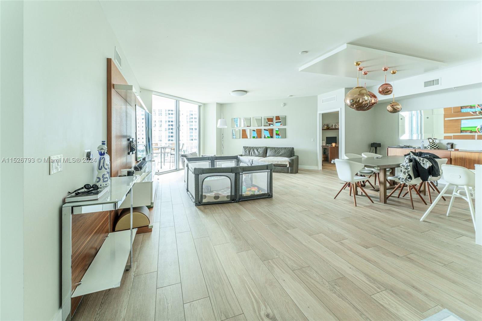 MARINA PALMS RESIDENCES N - Residential Lease