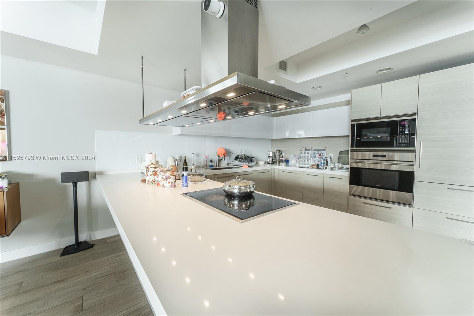 MARINA PALMS RESIDENCES N - Residential Lease