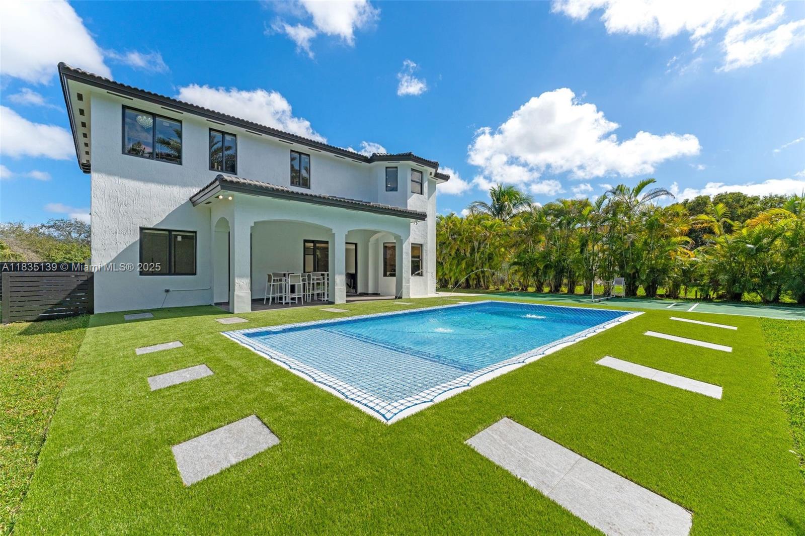 RENAISSANCE RANCHES - Residential