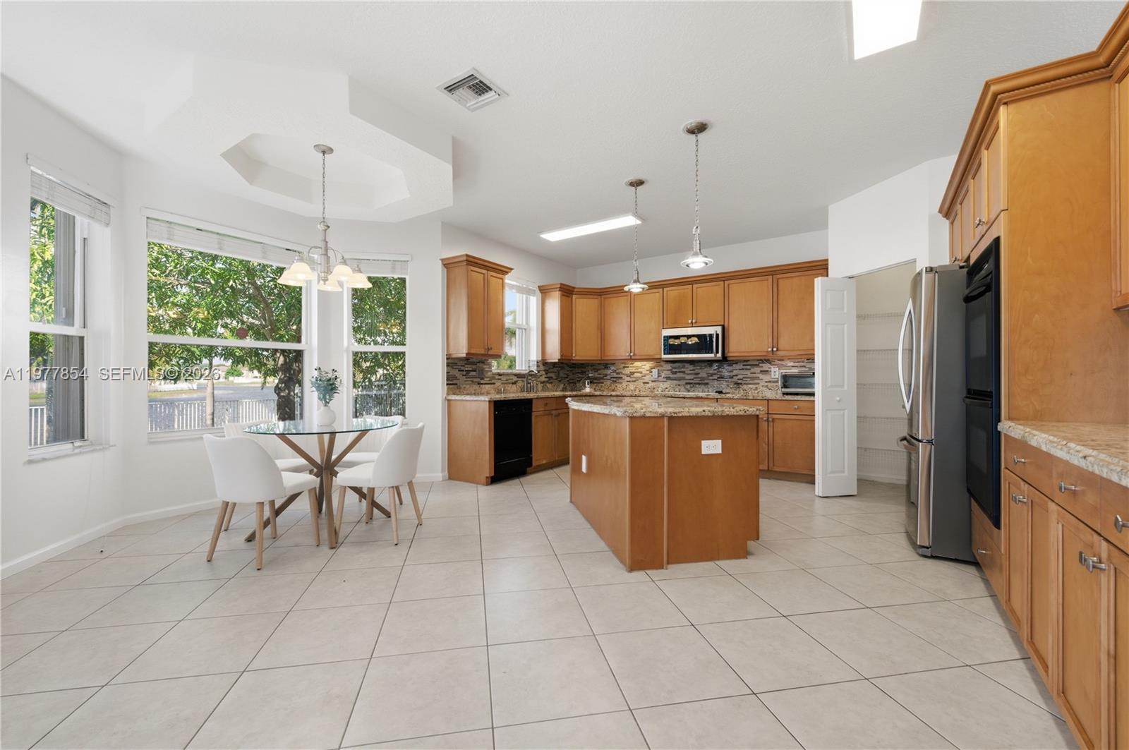 RIVIERA ISLES II - Residential