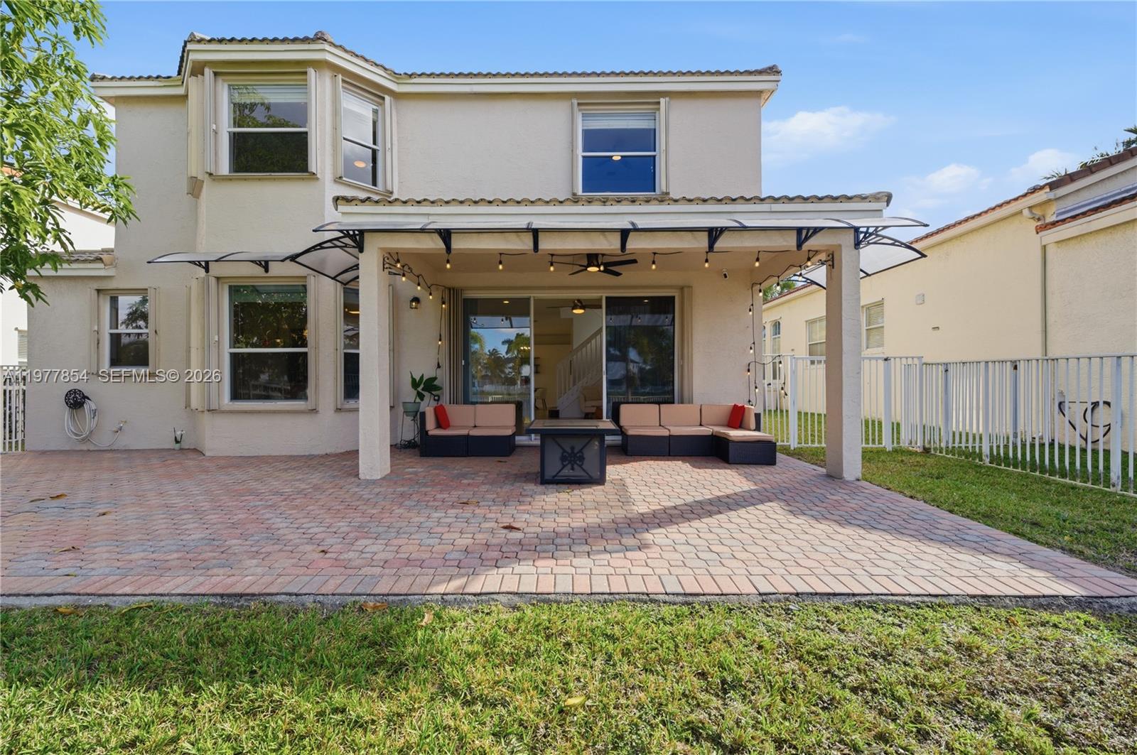 RIVIERA ISLES II - Residential