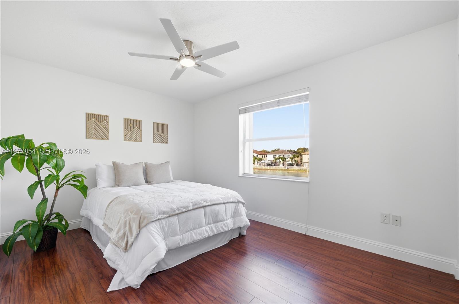 RIVIERA ISLES II - Residential