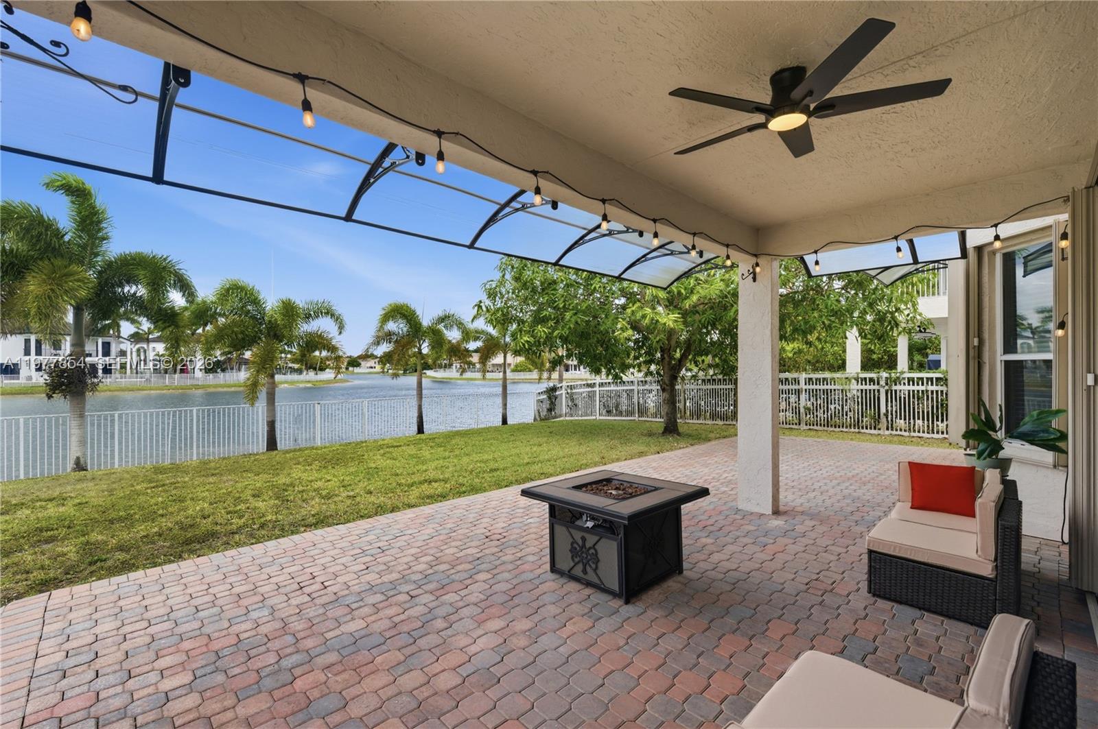 RIVIERA ISLES II - Residential