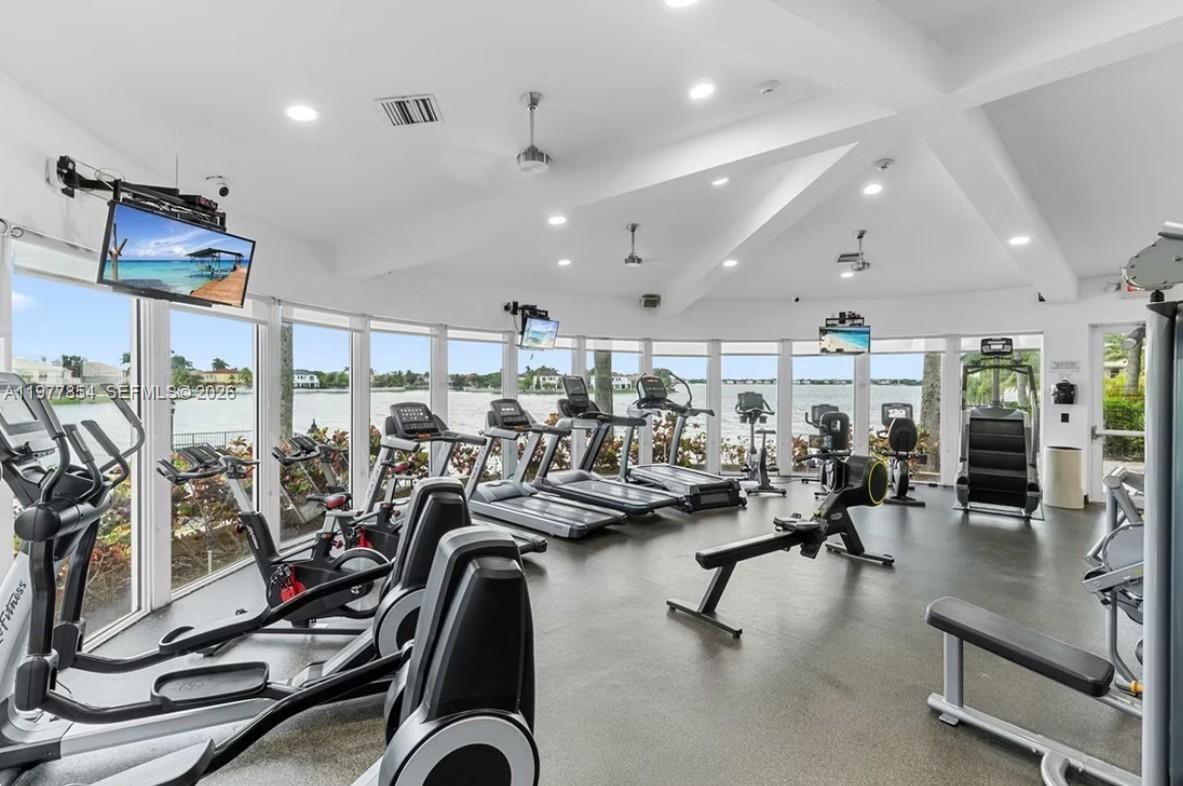 RIVIERA ISLES II - Residential