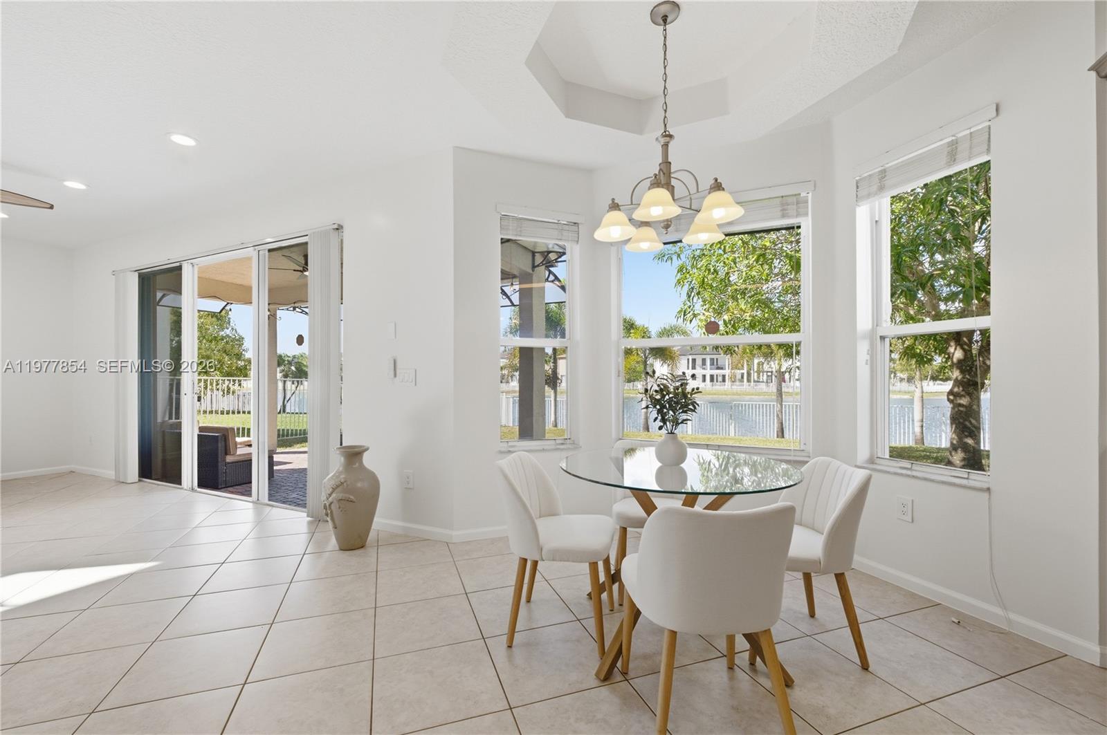 15675 SW 52nd Ct, Miramar, FL, 33027/$849,000 3 15675 SW 52nd Ct