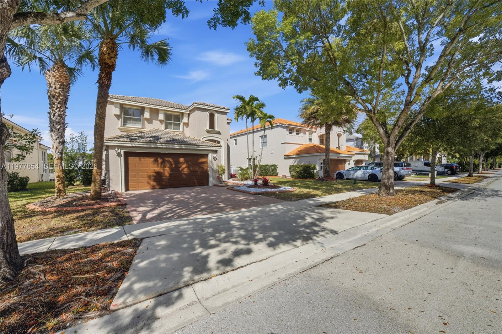 RIVIERA ISLES II - Residential