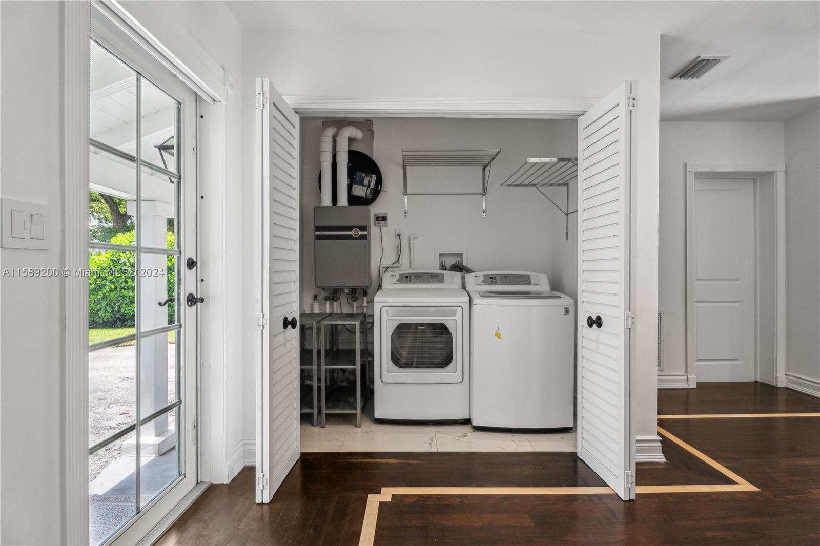 CORAL GABLES C C SEC 3 - Residential