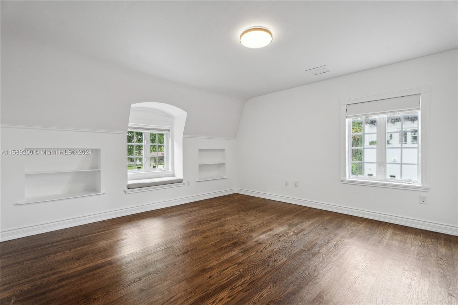 CORAL GABLES C C SEC 3 - Residential