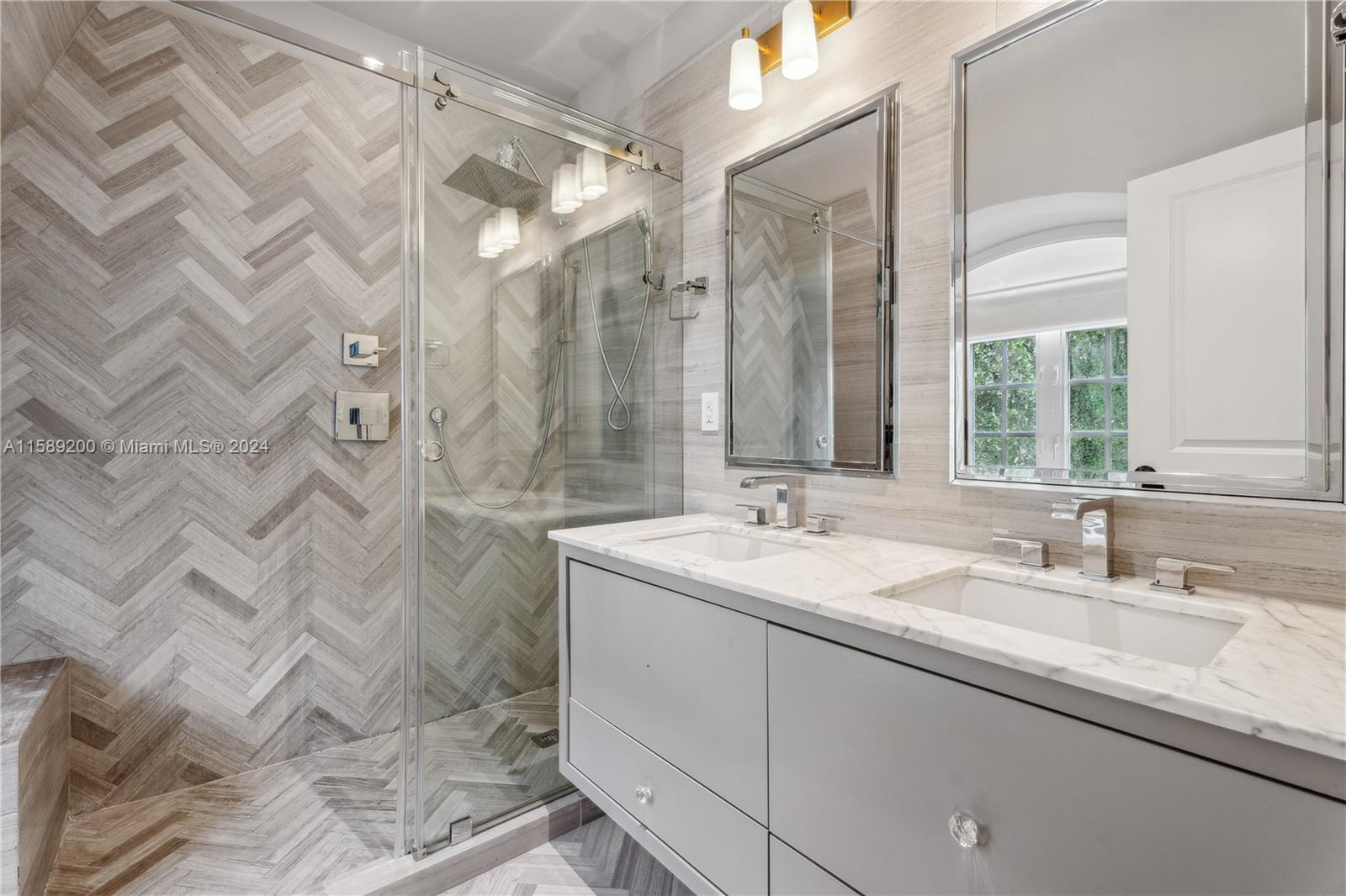 CORAL GABLES C C SEC 3 - Residential