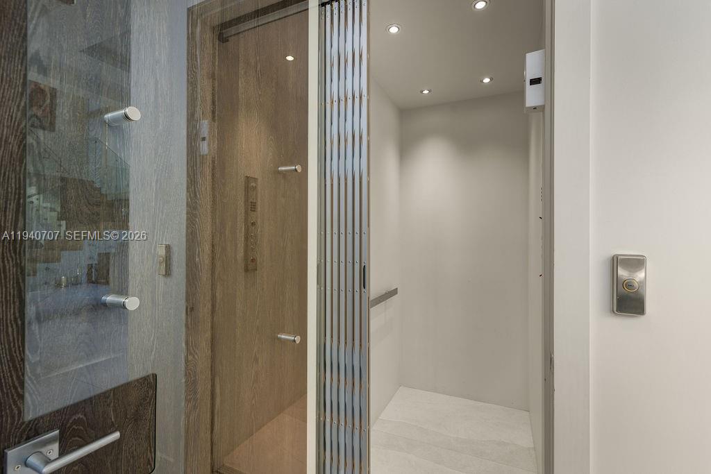 SUDLOW PARK - Residential