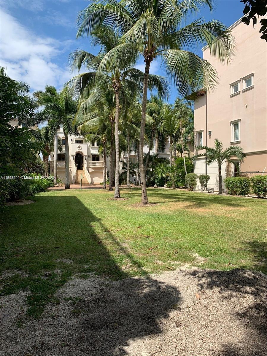 PARADISE POINT 1ST AMENDM - Land