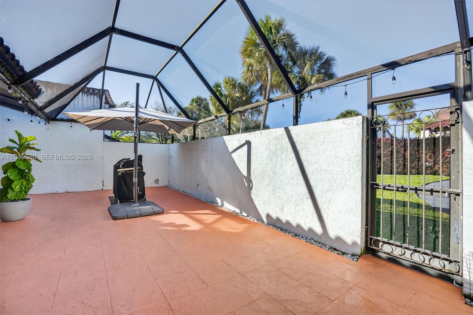 CROSSINGS TOWNHOUSES SEC - Residential