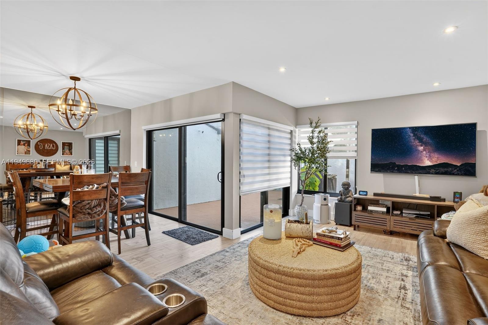 CROSSINGS TOWNHOUSES SEC - Residential