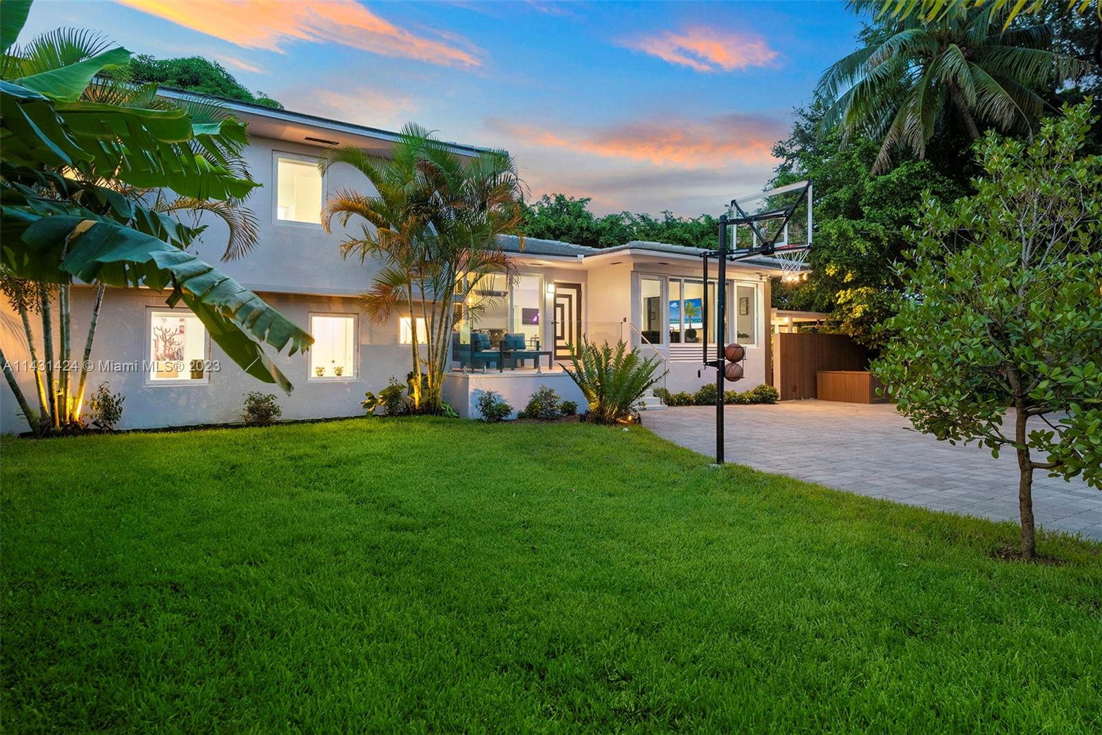 Davis Harbor - Residential