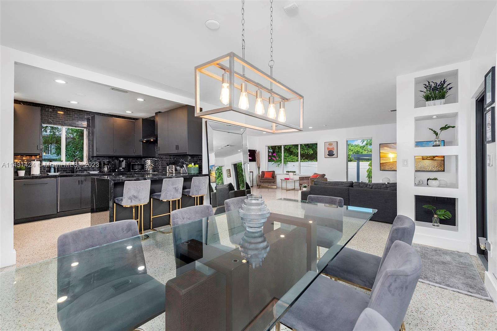 Davis Harbor - Residential