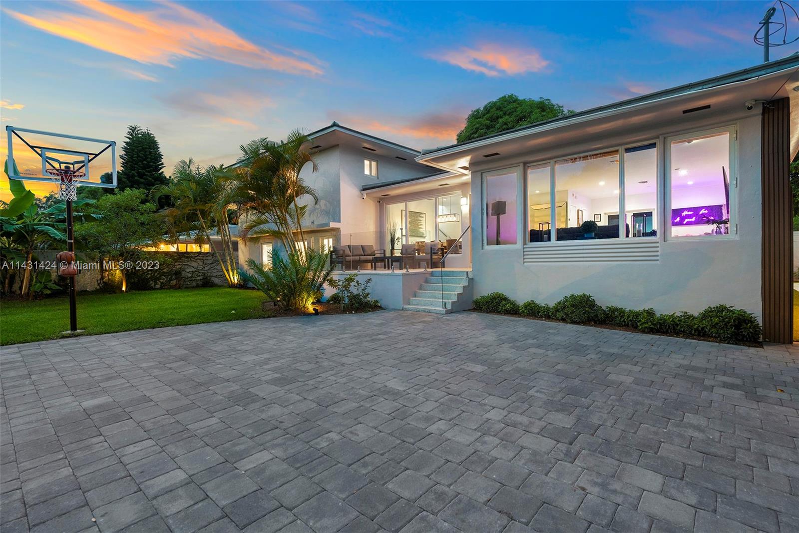 Davis Harbor - Residential