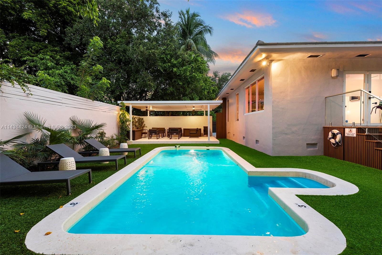 Davis Harbor - Residential