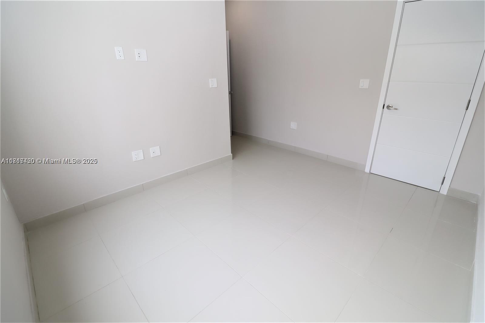 PARADISE GARDENS - Residential