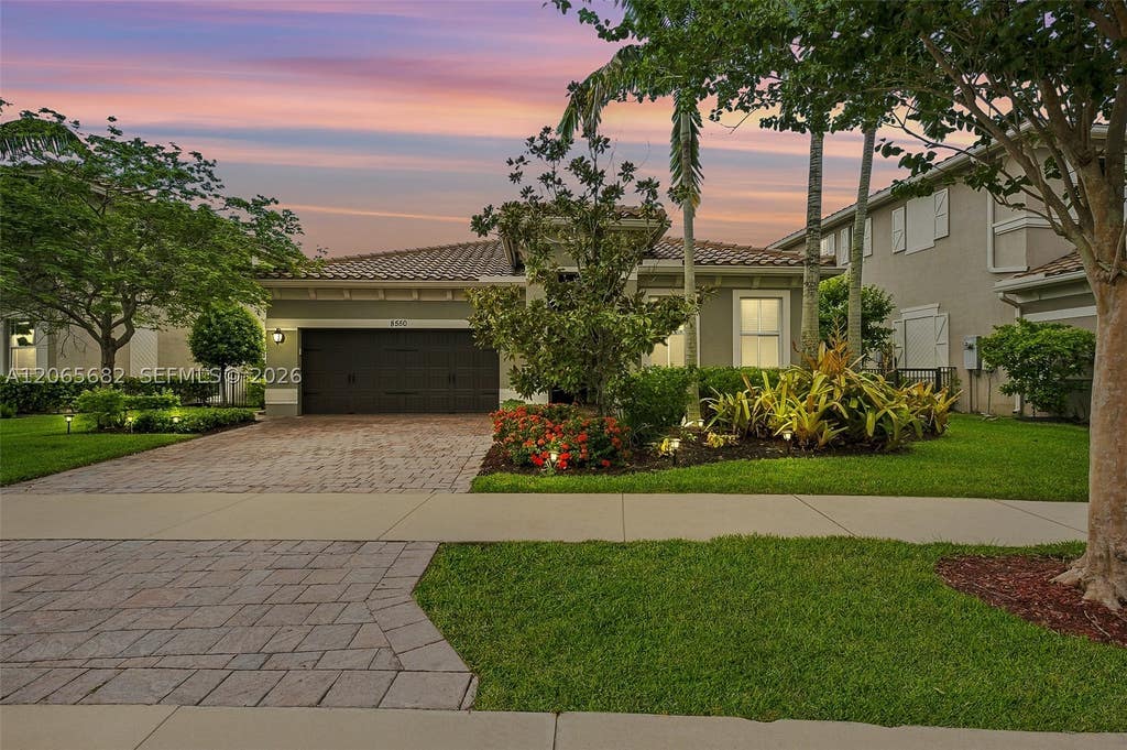 Photo of 8550 Lakeside Bnd, Parkland, FL 33076 (MLS # A12065682)