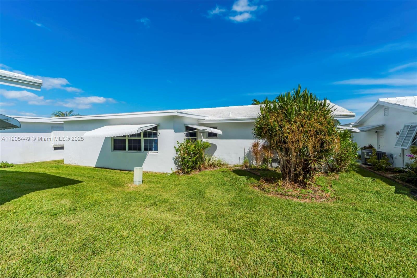 PALM BEACH LEISUREVILLE S - Residential