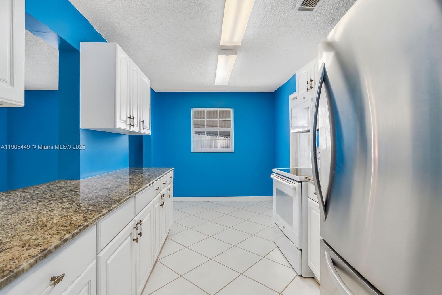 PALM BEACH LEISUREVILLE S - Residential