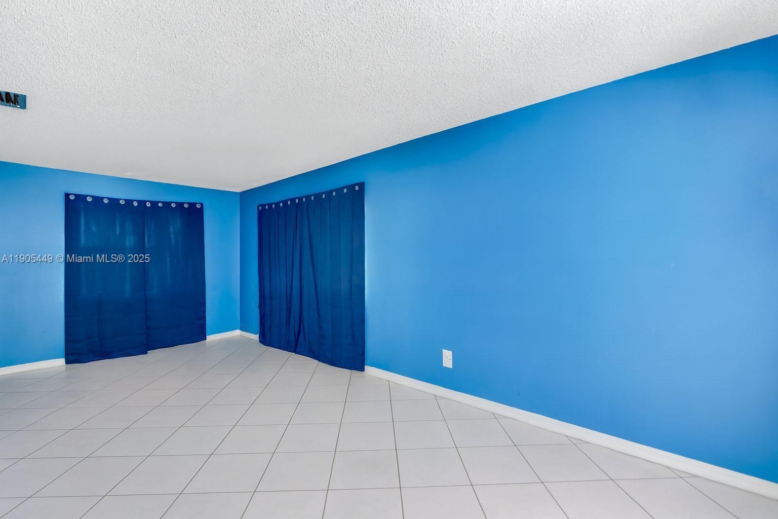 PALM BEACH LEISUREVILLE S - Residential