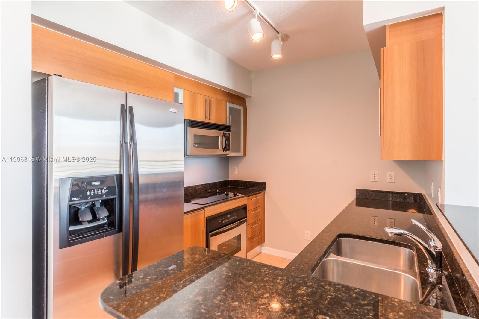 ONE MIAMI EAST CONDO - Residential Lease