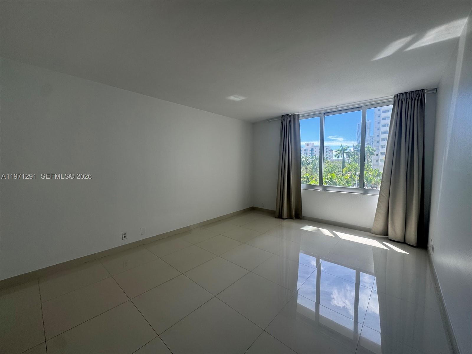 MIRADOR 1200 CONDO - Residential